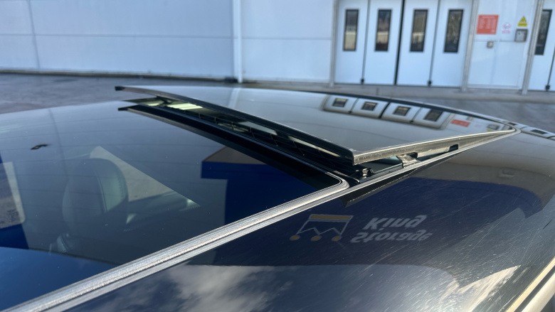 MINI Hatchback 135kW Cooper S Level 3 33kWh 3dr Auto Electric Hatchback